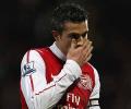 Van Persie says won't extend Arsenal contract