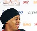 Ronaldinho walks out on Flamengo