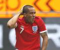 Injured Walcott doubtful for Ukraine match
