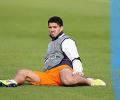 Fan appreciation set to keep Suarez at Anfield - report