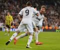 Dortmund survive at Real Madrid to reach final