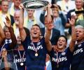 De Jong sizzles as PSV lift Dutch Super Cup trophy