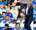 Why Mourinho is angry with Chelsea's medical staff?