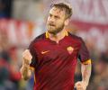 Soccer Extras: De Rossi to leave Roma after 18 years