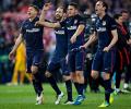 Champions League PIX: Atletico stun Barcelona at fortress