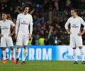 After Camp Nou decimation, PSG players confronted by angry fans at airport