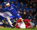 Soccer Extras: Chelsea's Giroud extends contract; Gyan retires