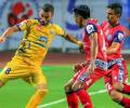 Cahill scores first ISL goal as Kerala rally to hold Jamshedpur