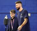 Patience is Giroud's virtue for young players