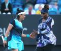 Serena's doubles campaign ends due to partner Jabeur's injury