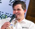 Carlsen to return to World Blitz after dress code dispute