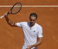 Zverev, Sabalenka open with easy wins at Madrid Open