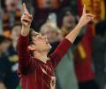 Europa: Dybala sends Roma through; Galatasaray exit