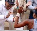 Gauff's trophy for Spike Lee after Knicks NBA heartbreak