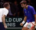 Italy ease past Austria to reach Davis Cup semi-finals