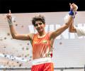 Minakshi storms into final in World Boxing Championships