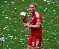 Harry Kane runs riot in Bayern's 5-1 title party