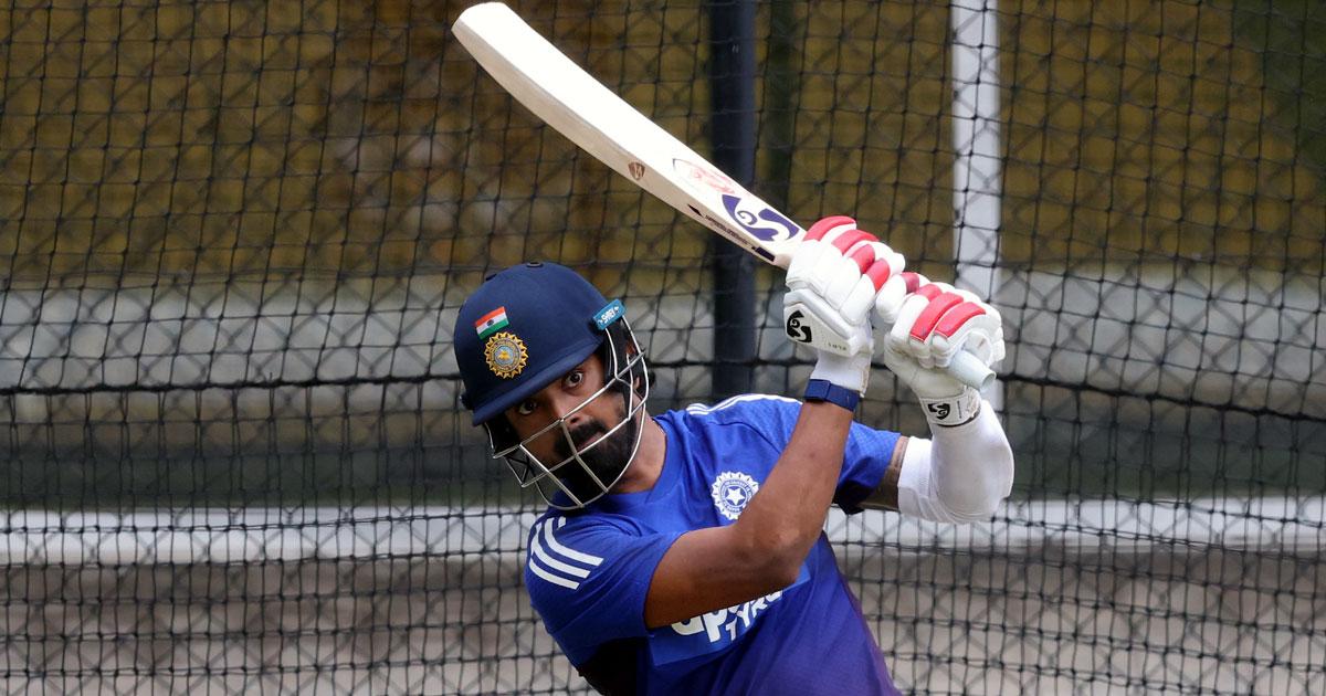 India to 'reach out to seniors' to fix spin woes