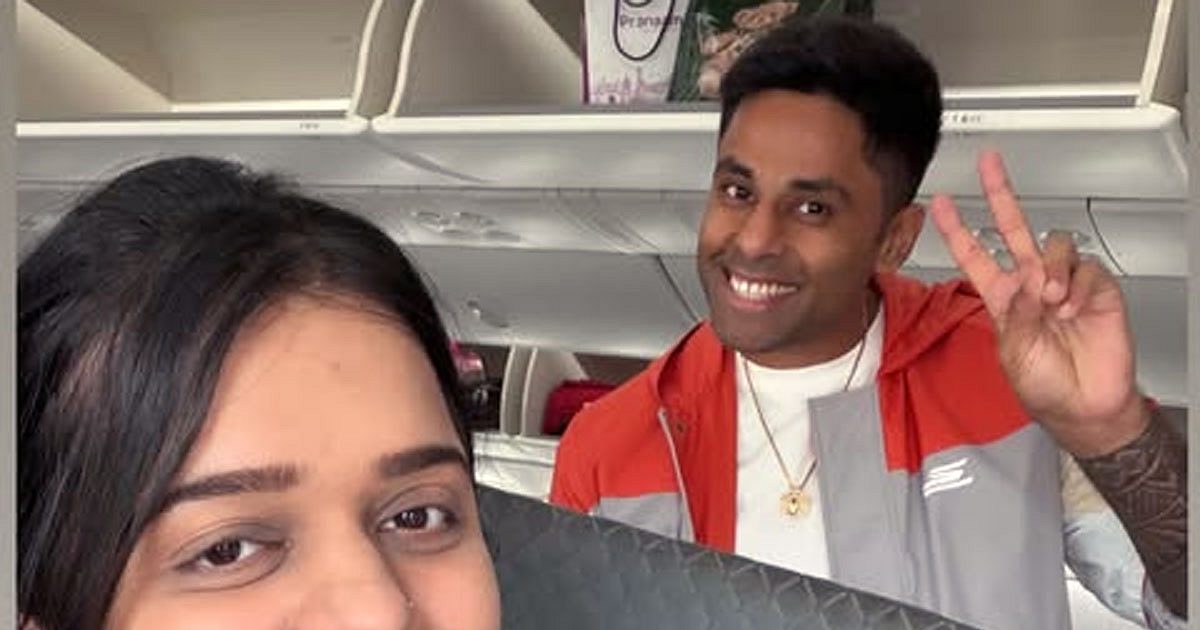 suryakumar-yadav-devisha-shetty-take-daughter-riddhima-on-first-flight