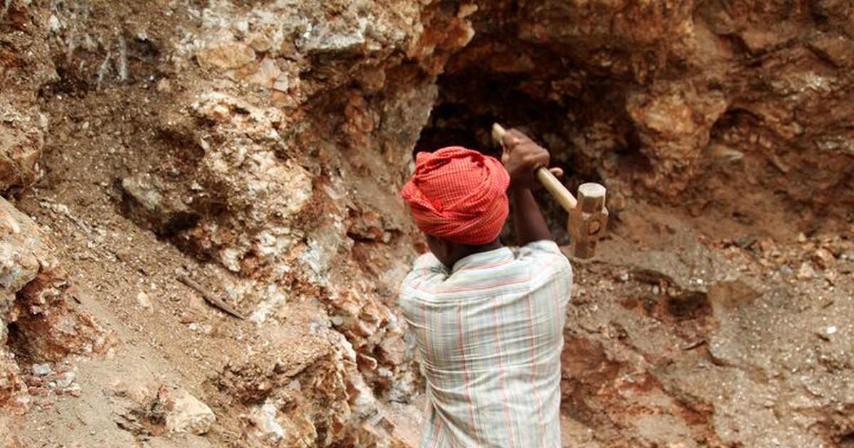 Centre proposes allowing captive miners to sell surplus mineral output