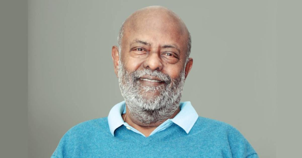 Shiv Nadar Donates 7.4 Cr Every Day!