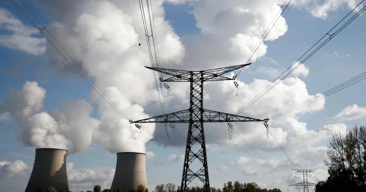 Centre races to rescue failing power discoms Centre races to rescue failing power discoms