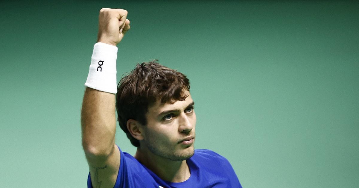 Cobolli steers holders Italy into Davis Cup final