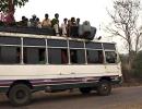 PHOTOS: This is how most people in India TRAVEL!