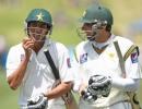 Younis, Misbah steady Pakistan but Sri Lanka in control