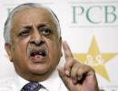 'Pakistan must boycott 2011 WC matches in India'