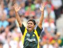 Razzaq in talks with Knight Riders for IPL III