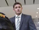 Momentum is not like a switch: Hussey