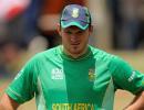 Smith steps down as South Africa's T20 captain