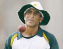 Pakistan recall Younis for Australia ODIs