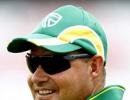 South Africa coach Arthur resigns from post