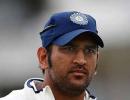 Can't write off Dhoni after two losses: Akram 