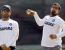 Dhoni is the 'Obama' of cricket, says Praveen Kumar