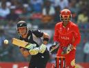 Brendon McCullum eases Kiwis into last 8