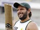 Afridi, Razzaq return to Pakistan ODI squad