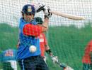 Full-strength Indian team sweats out at Kotla nets