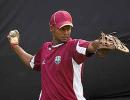 Injured Chanderpaul misses practice as teammates sweat it out