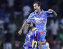 Five-star Pathan sinks Lanka in 5th ODI