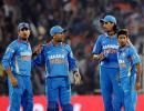 Pakistan have a complete bowling attack: Dhoni