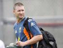 Injured Clarke to miss Lanka match