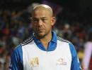 Andrew Symonds hangs up his boots