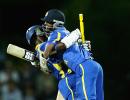 PIX: Jayawardene leads chase as Lanka down Australia