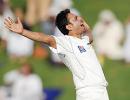 Rehman humbles England as Pakistan clinch series