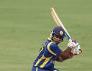 Jayawardene, Umesh steer Delhi into play-offs