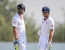 2nd Test: India stare at defeat, England take control