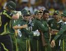 Big win for Pakistan but Australia make semis